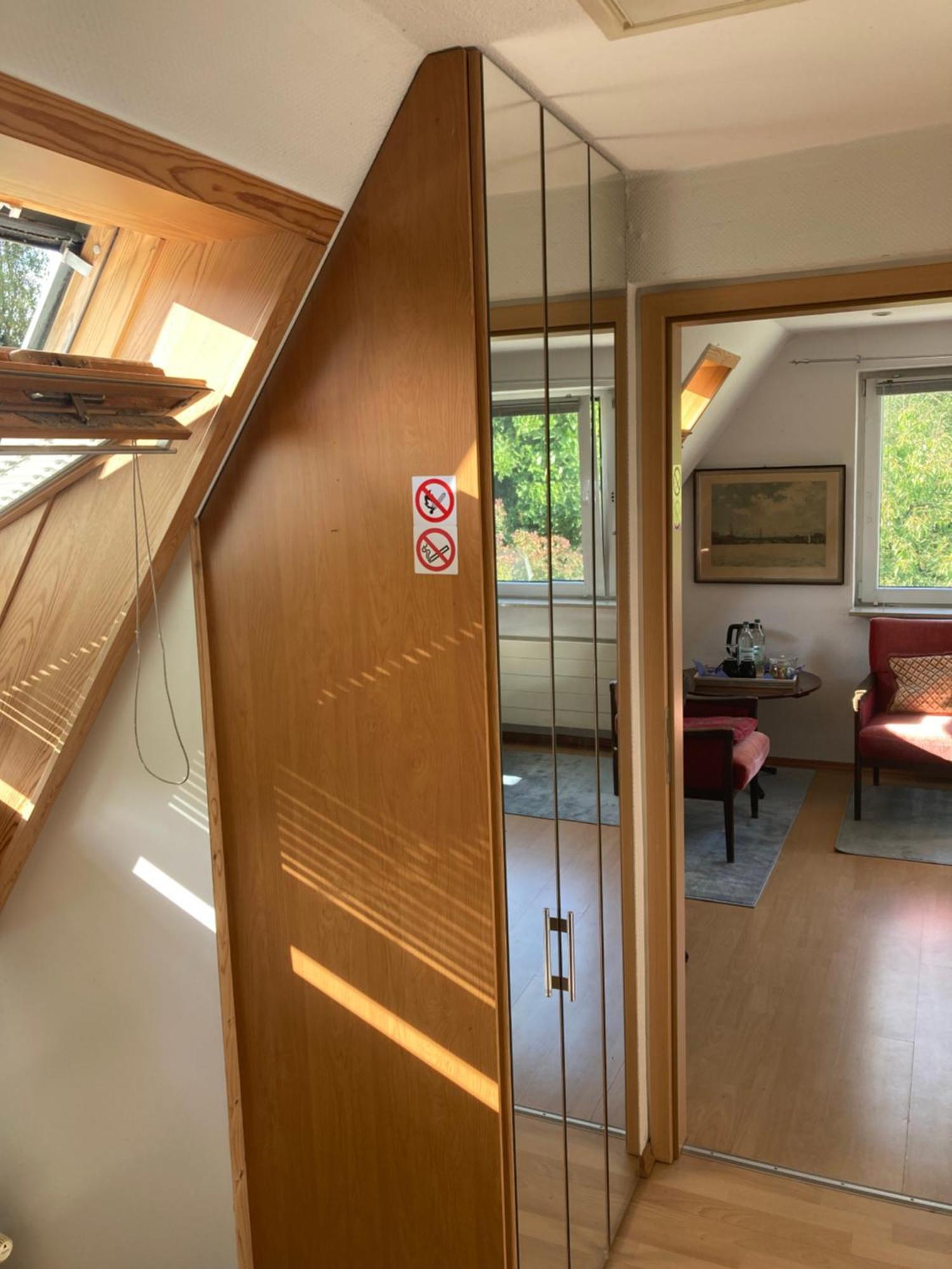 Privatzimmer Am Volkspark - Naehe Arenen Und Trabrennbahn Hamburg Bagian luar foto